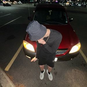 Meet your Posher, Mathew